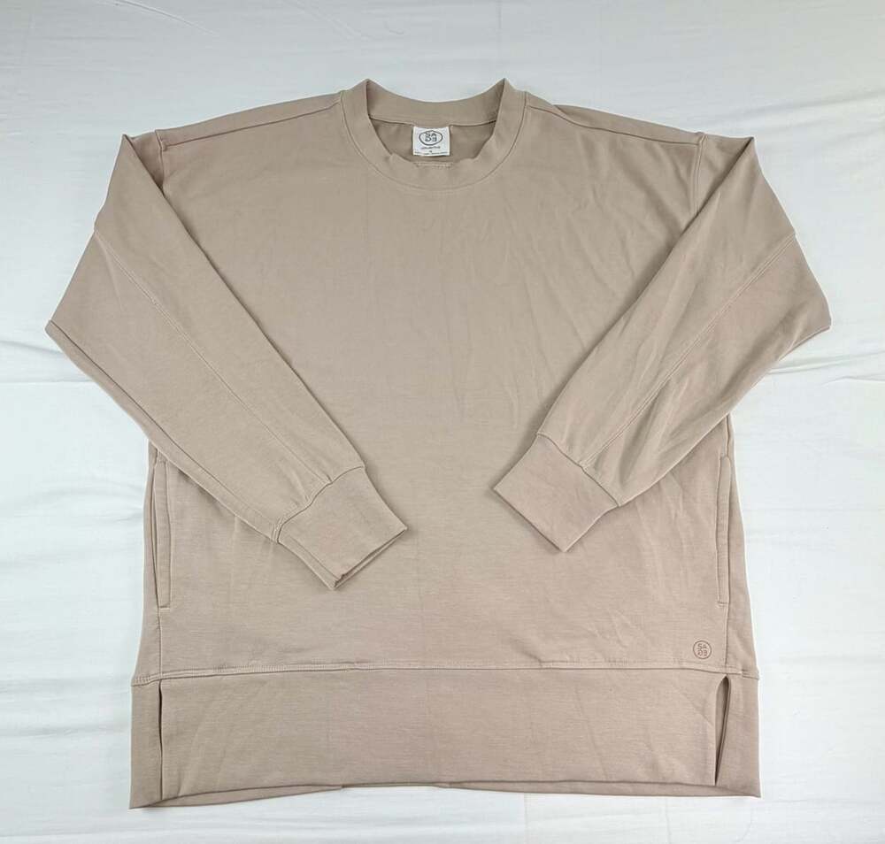 Sage Collective Long Sleeve Crewneck Sweatshirt with Pockets Tan Medium
